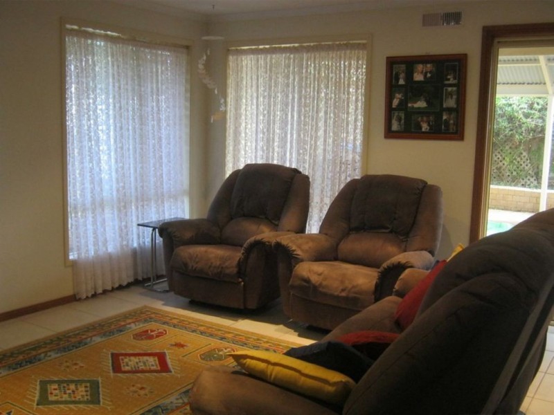 4 Castine Terrace, Riverton SA 5412