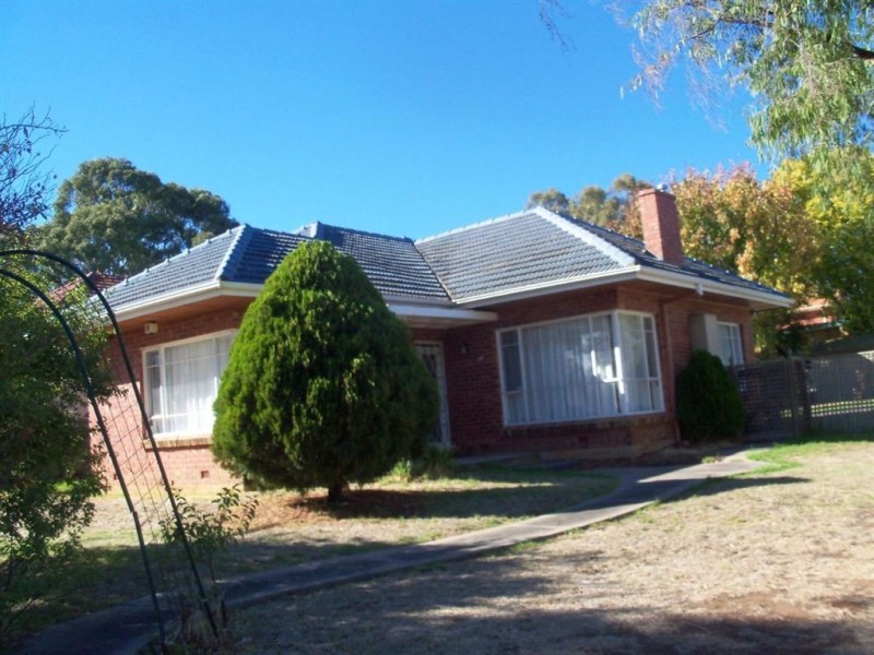 24 Leonard street, Magill SA 5072