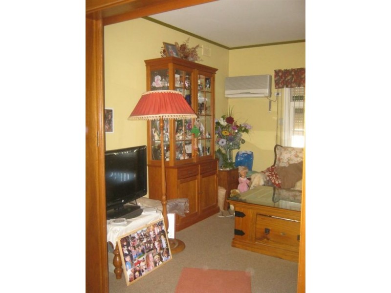 4 Swinden Street, Riverton SA 5412