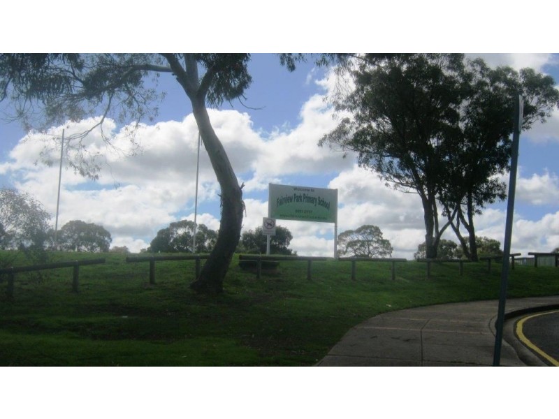 8 Nepondi Court, Fairview Park SA 5126