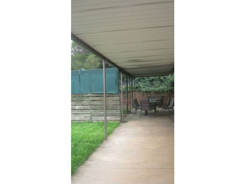 8 Nepondi Court, Fairview Park SA 5126