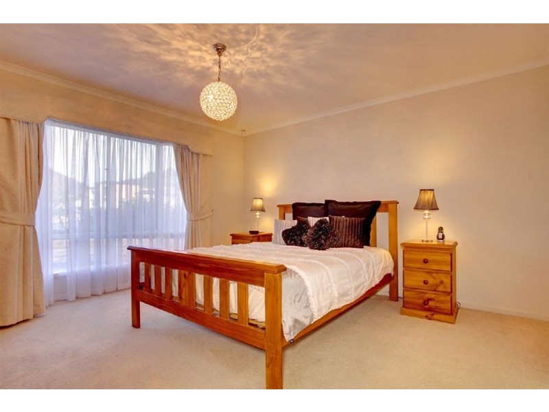 24 Borrillo Avenue, Newton SA 5074