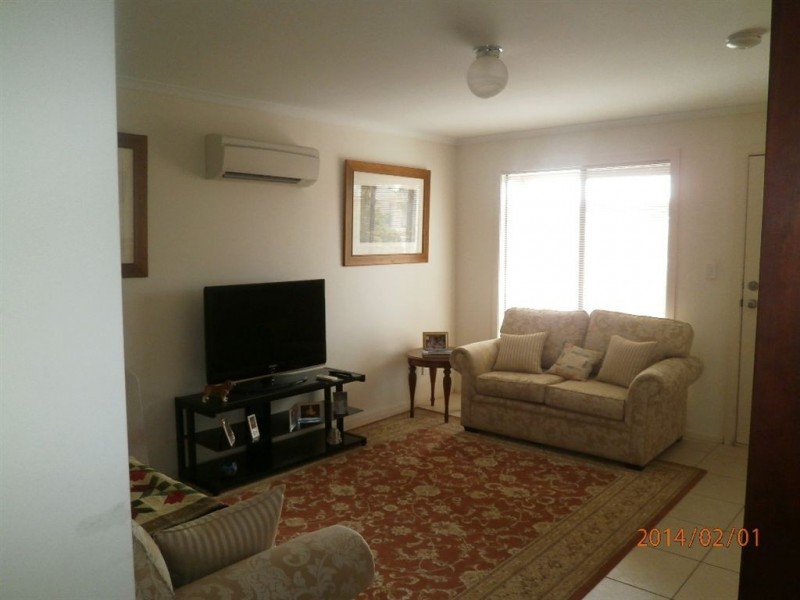 8 Cairns Crescent, Riverton SA 5412