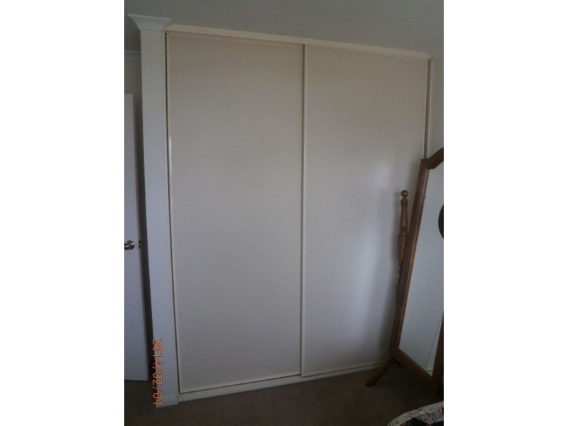 8 Cairns Crescent, Riverton SA 5412