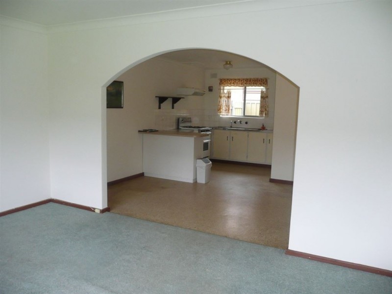 2/36-38 Cresdee Rd, Campbelltown SA 5074