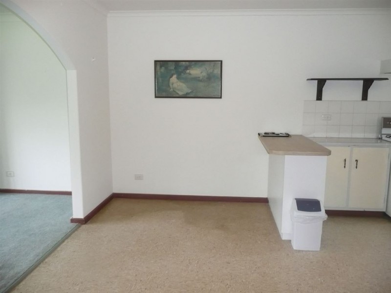 2/36-38 Cresdee Rd, Campbelltown SA 5074