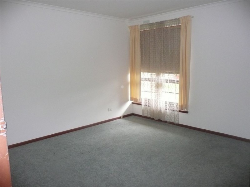 2/36-38 Cresdee Rd, Campbelltown SA 5074