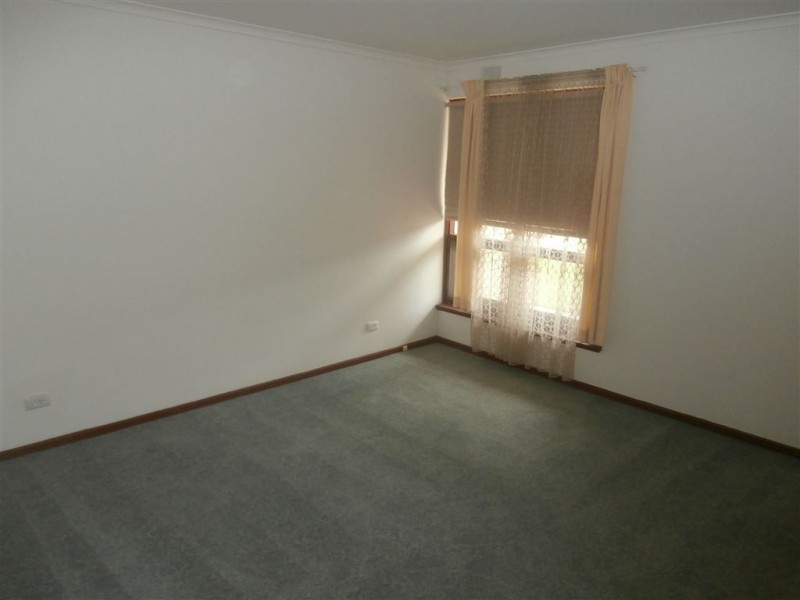 2/36-38 Cresdee Rd, Campbelltown SA 5074