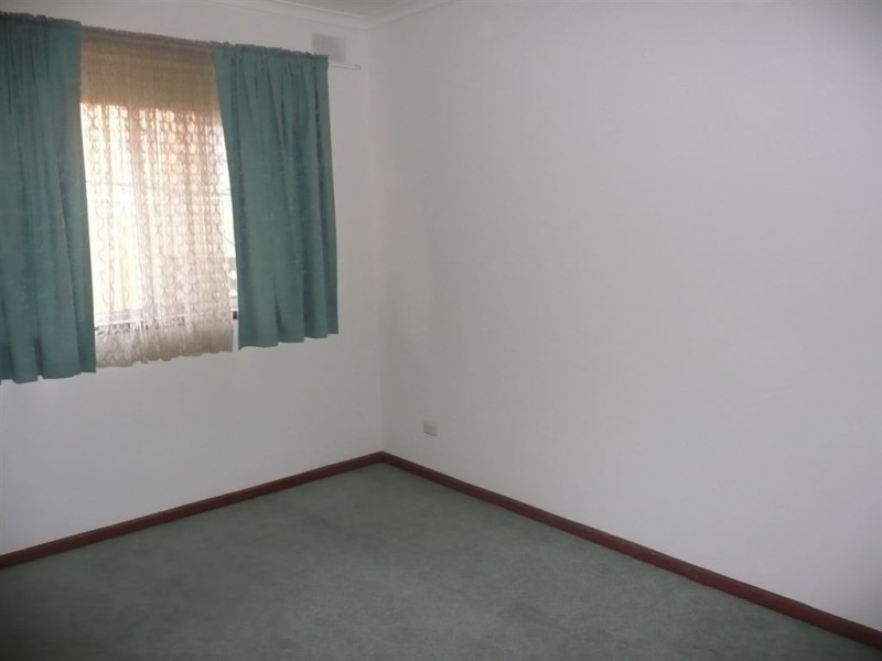 2/36-38 Cresdee Rd, Campbelltown SA 5074