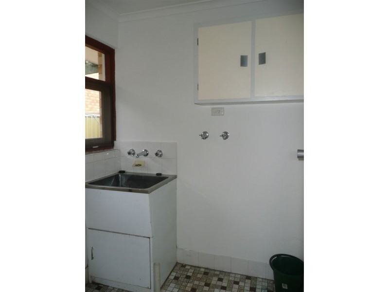 2/36-38 Cresdee Rd, Campbelltown SA 5074