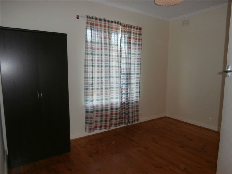 26 Deans Road, Campbelltown SA 5074