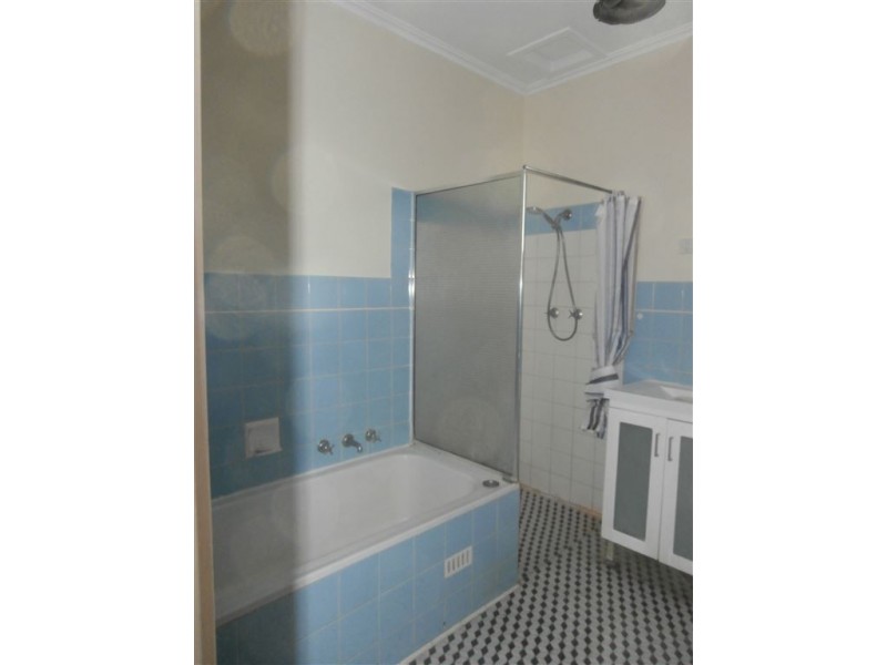 26 Deans Road, Campbelltown SA 5074