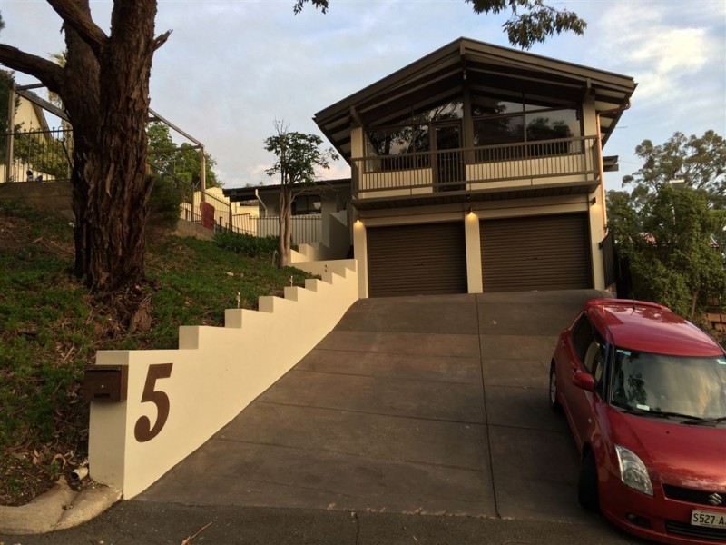 5 Argyle Ct, Woodforde SA 5072