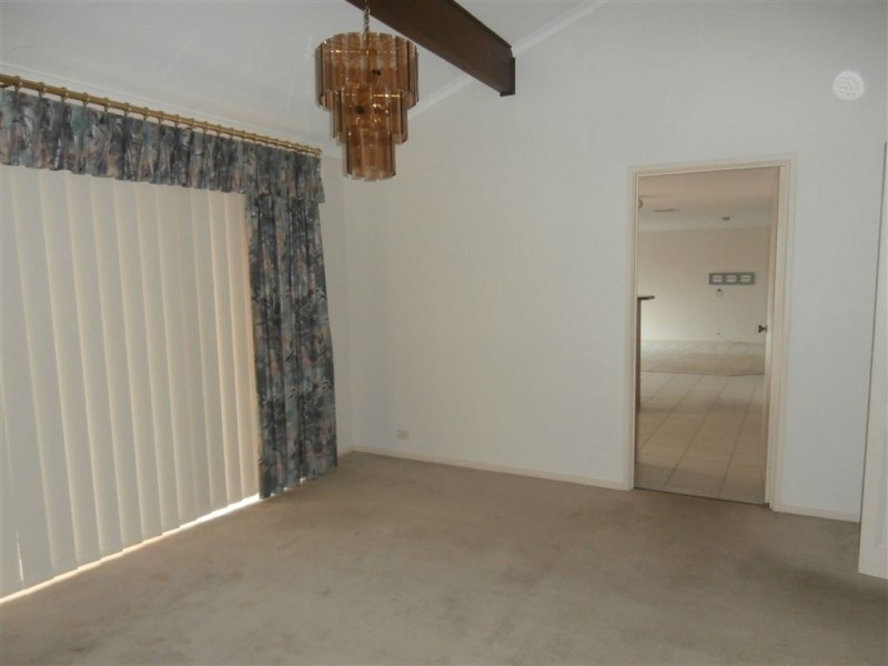 10 Dallas Ct, Wynn Vale SA 5127