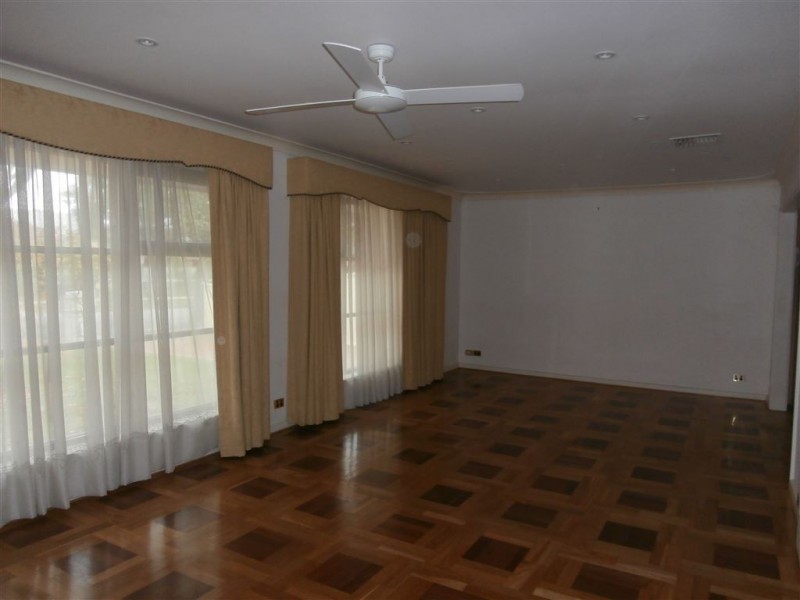 18 Yeo Ave, Highgate SA 5063