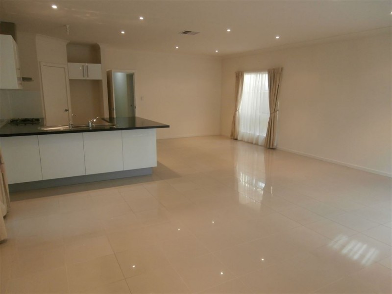 18b Jury Ave, Rostrevor SA 5073