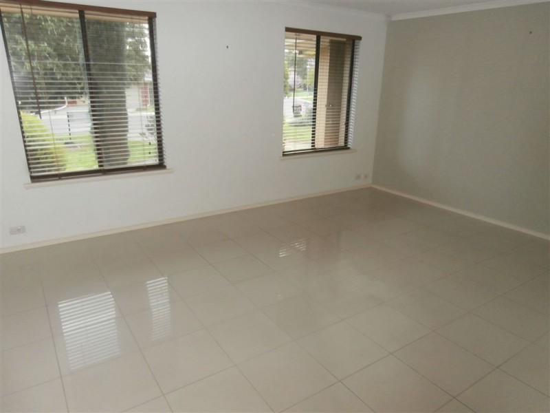 9 Orange Grove Circuit, Dernancourt SA 5075