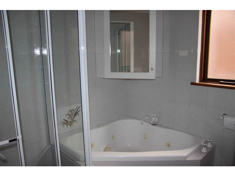 16 Grevillea Drive, Athelstone SA 5076