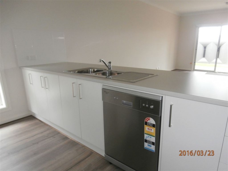 25 Matthews Ave, Seaton SA 5023