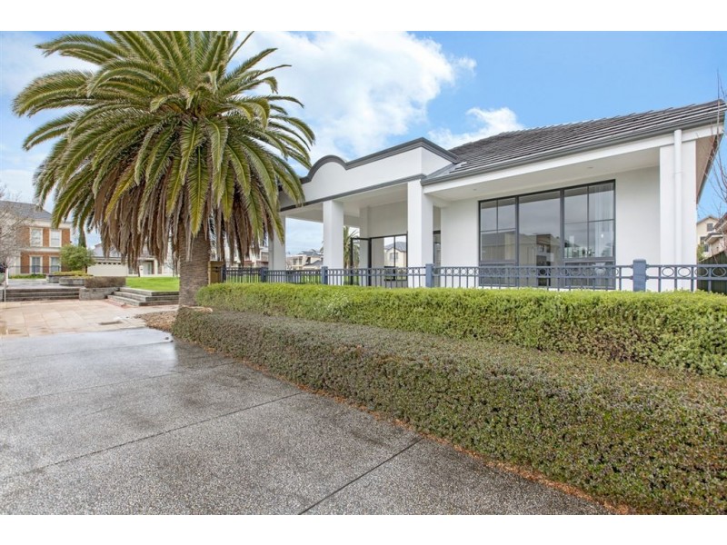 .8 Isla Cct, Mawson Lakes SA 5095