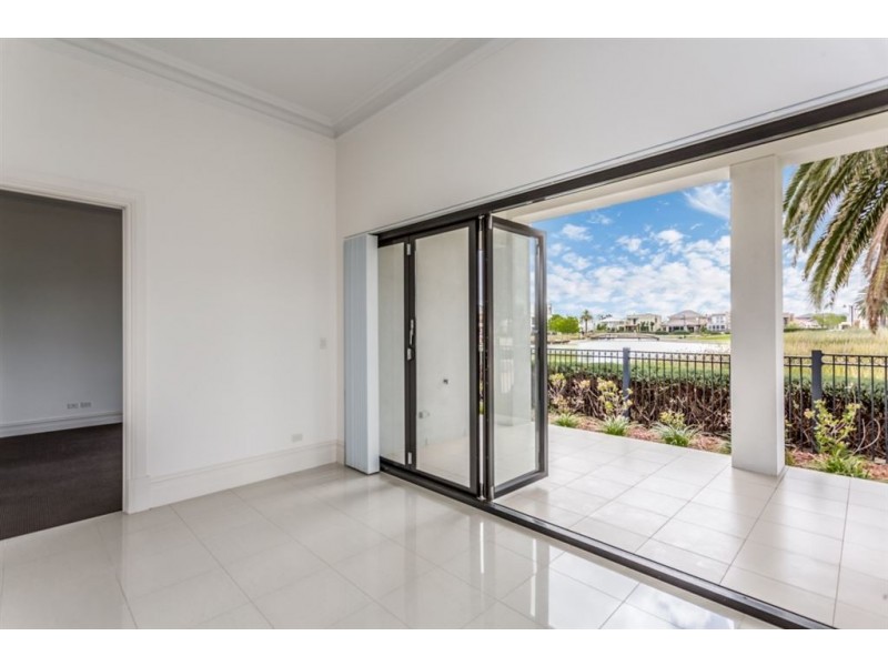 .8 Isla Cct, Mawson Lakes SA 5095