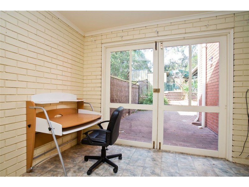 2/11 Sunglo Ct, Teringie SA 5072