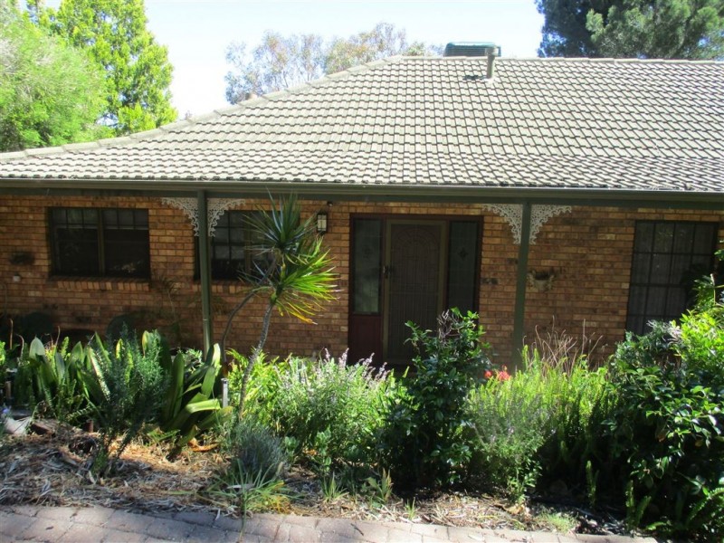 24 Blue Crescent, Woodforde SA 5072