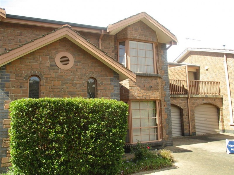 8/6 Sunglo Ct, Teringie SA 5072