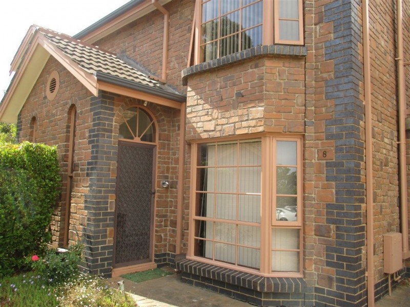 8/6 Sunglo Ct, Teringie SA 5072