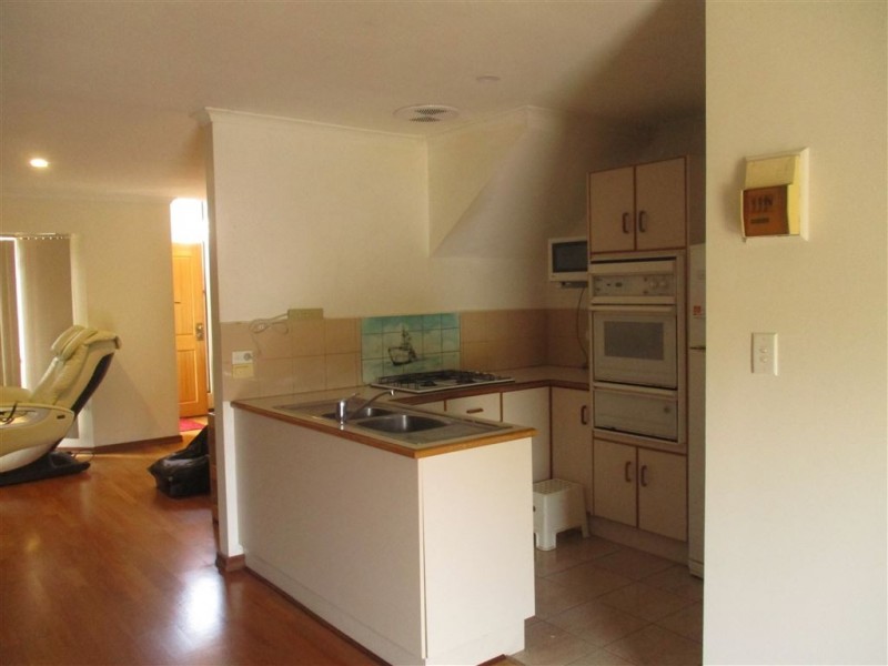 8/6 Sunglo Ct, Teringie SA 5072