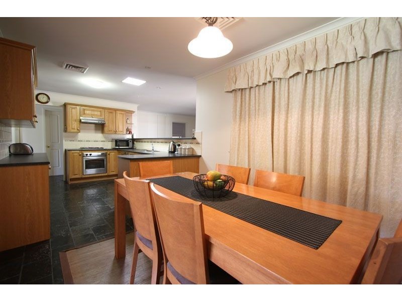 29 Parkinson Ave, Dernancourt SA 5075