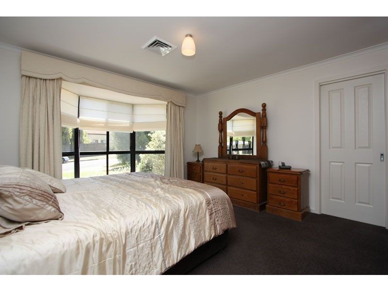 29 Parkinson Ave, Dernancourt SA 5075