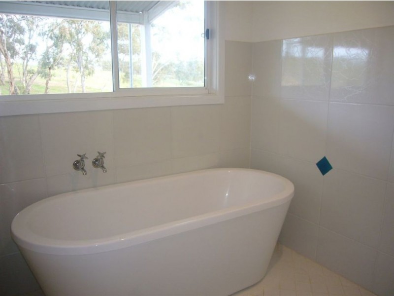 Lot 1998 Emu Rock Road, Clare SA 5453