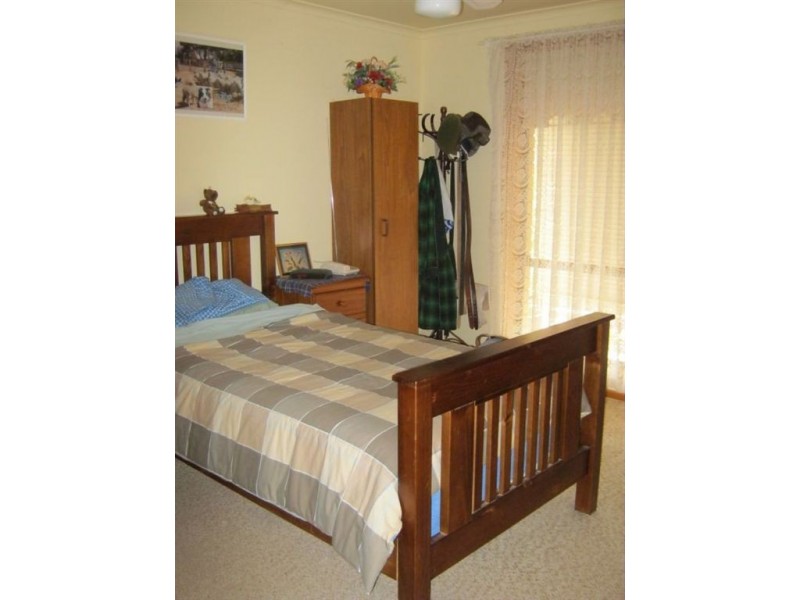 17 Matthew Place, Riverton SA 5412