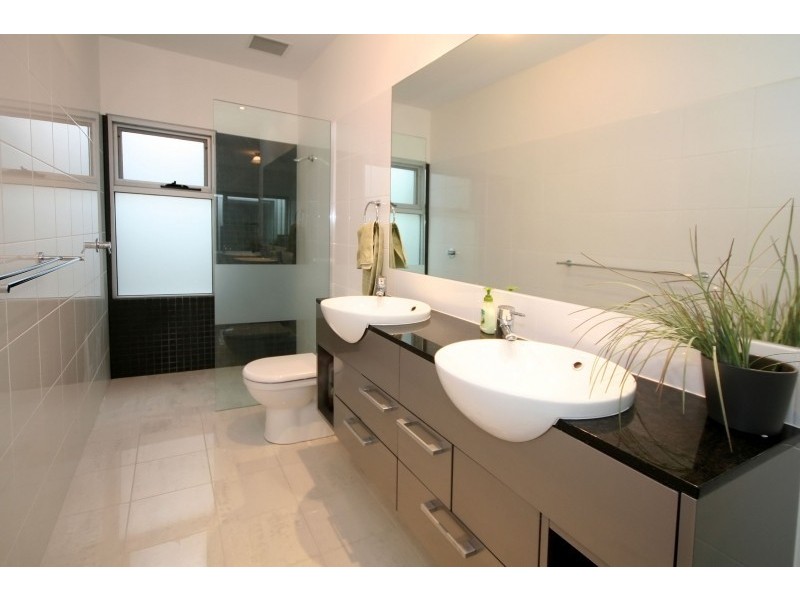 5/10 Moseley Street, Glenelg SA 5045