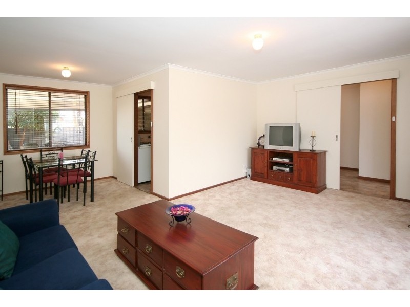 43 Fountain Valley Drive, Happy Valley SA 5159