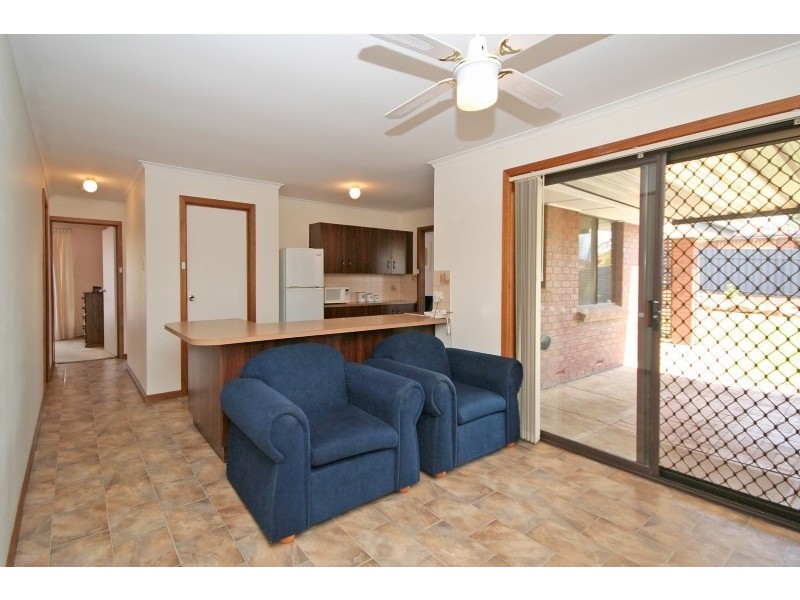 43 Fountain Valley Drive, Happy Valley SA 5159