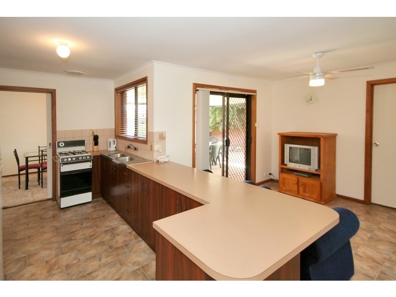 43 Fountain Valley Drive, Happy Valley SA 5159