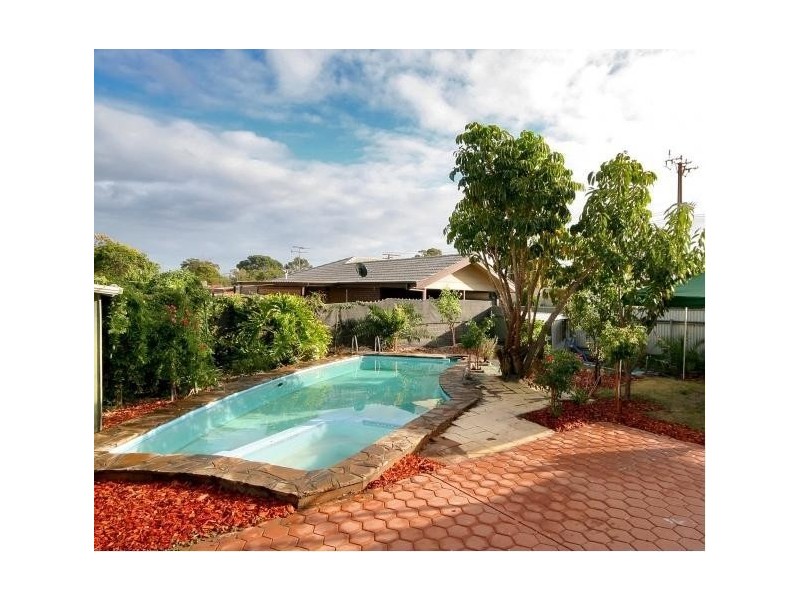 31 Marsden Place, Huntfield Heights SA 5163
