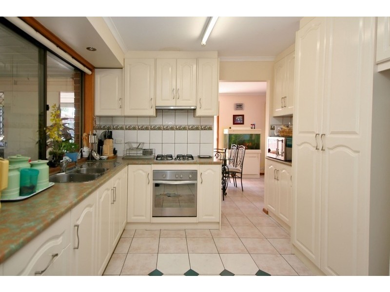 111 Lander Road, Trott Park SA 5158