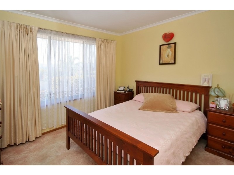 111 Lander Road, Trott Park SA 5158