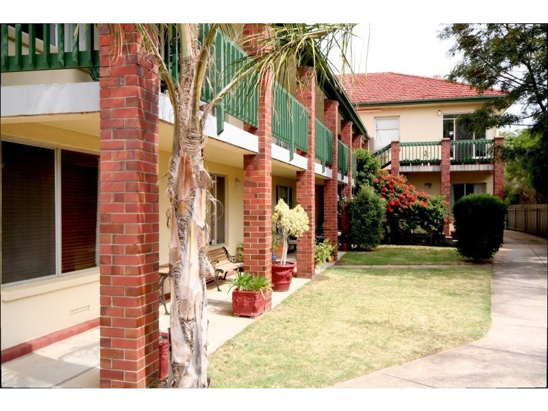 3/4 Cambridge Terrace, Brighton SA 5048