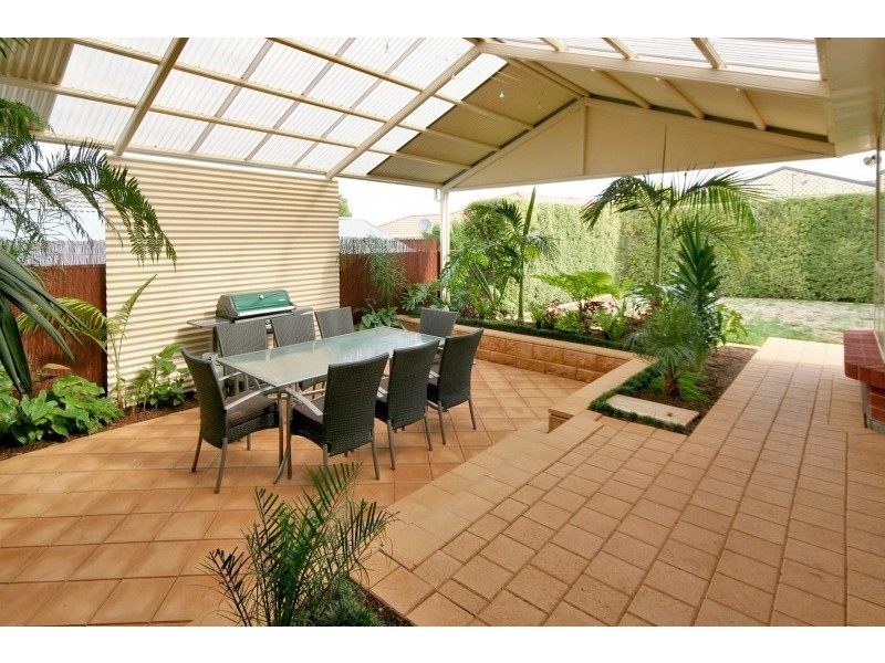 12 Philipson Crescent, Sheidow Park SA 5158