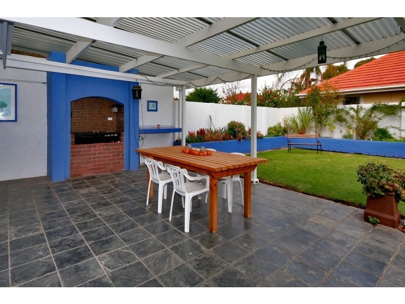 17 Hulbert Street, Hove SA 5048