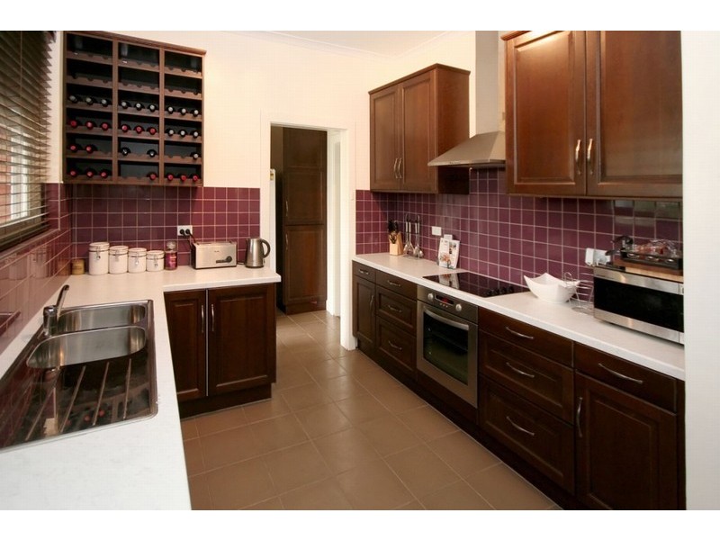 27 English Avenue, Clovelly Park SA 5042