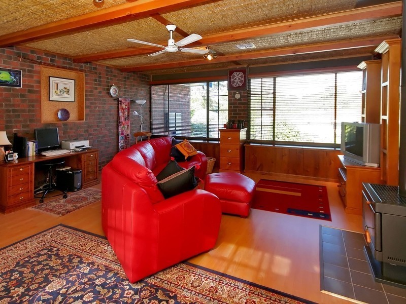 13 Vynland Drive, Flagstaff Hill SA 5159