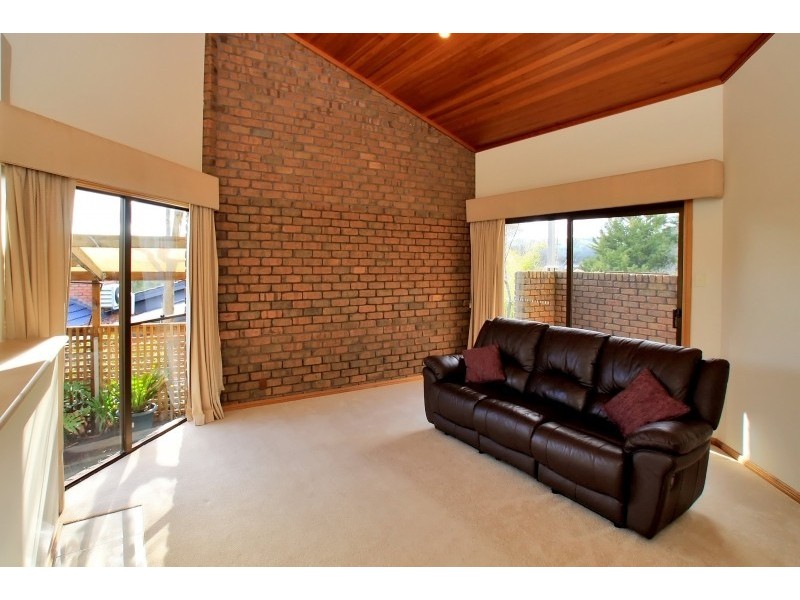 39 York Drive, Flagstaff Hill SA 5159