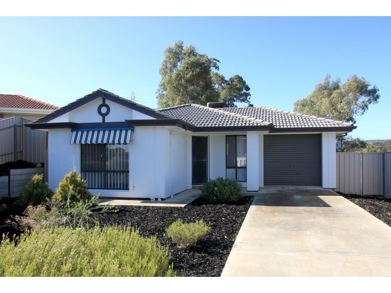 13 Angela Close, Flagstaff Hill SA 5159
