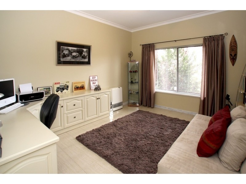 10 Keen Avenue, Seaview Downs SA 5049