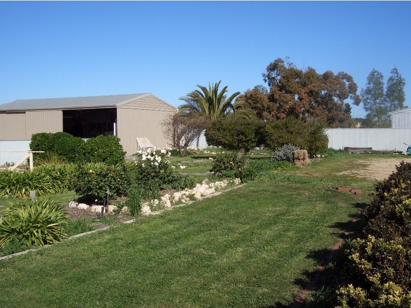 7 Cross Street, Edithburgh SA 5583